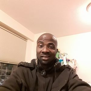 Meet your Posher, Emmanuel